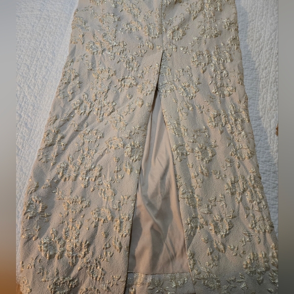 Oleg Cassini Size 16 W Formal Floral Boned Evening Gown Champagne Metallic Cream - Picture 8 of 15